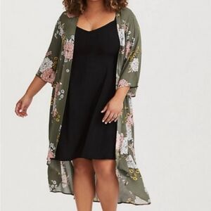 Torrid Floral Kimono E1